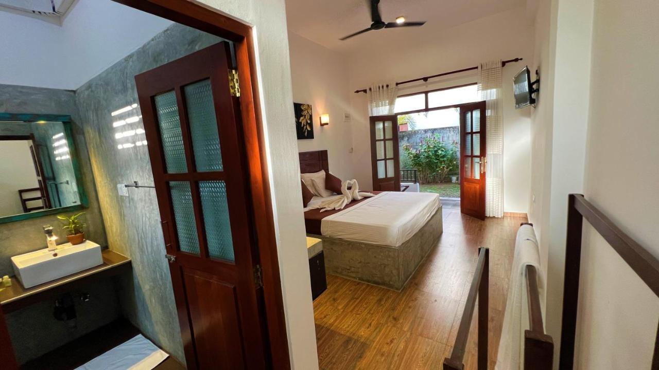 Sea Pink Residence Bentota Exterior photo