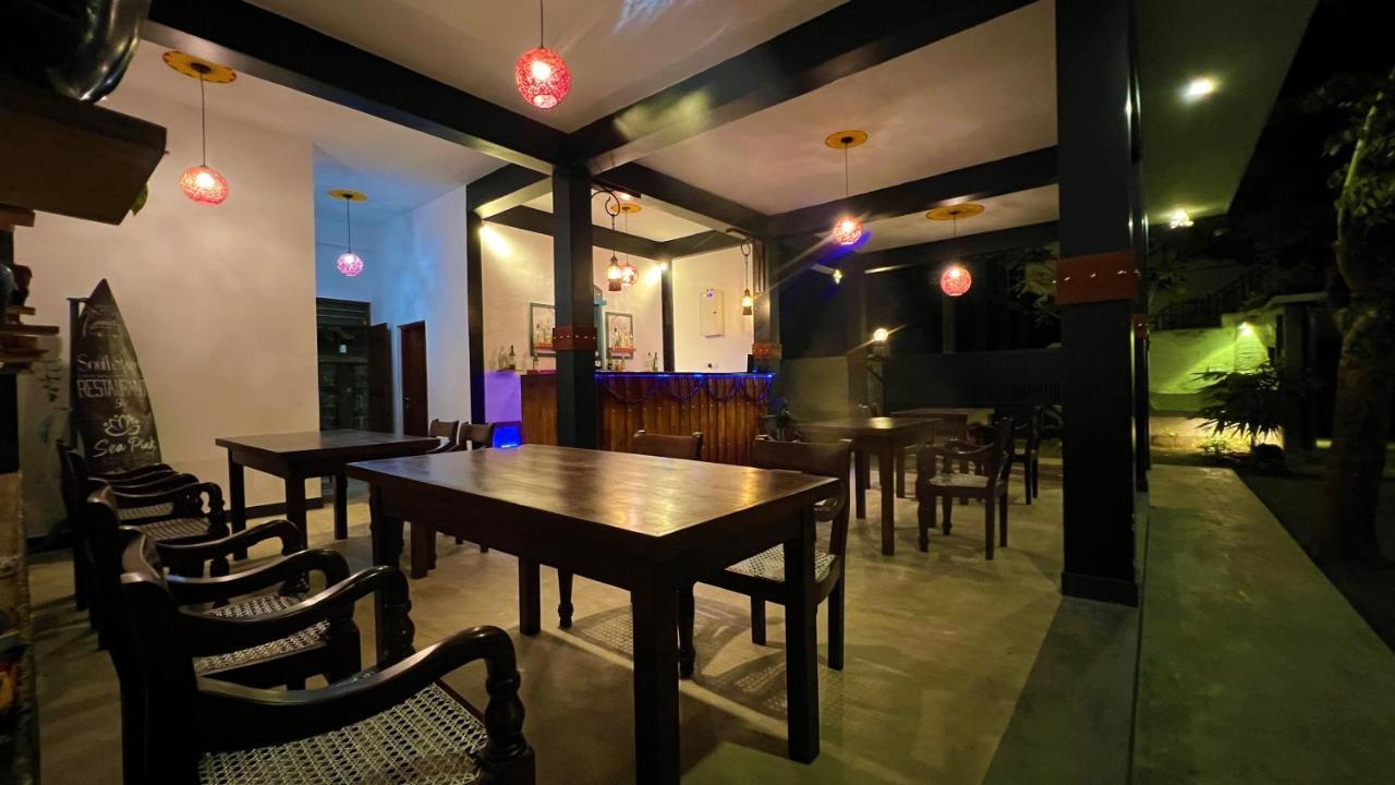Sea Pink Residence Bentota Exterior photo