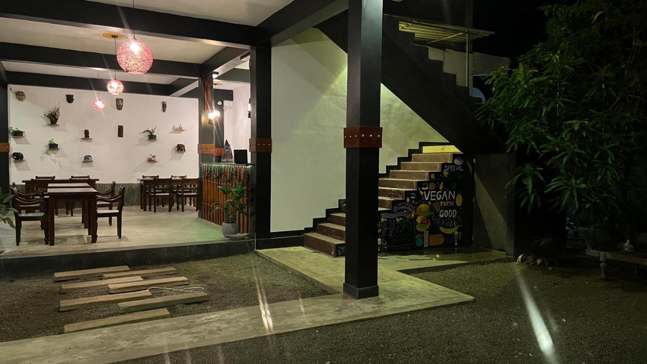 Sea Pink Residence Bentota Exterior photo