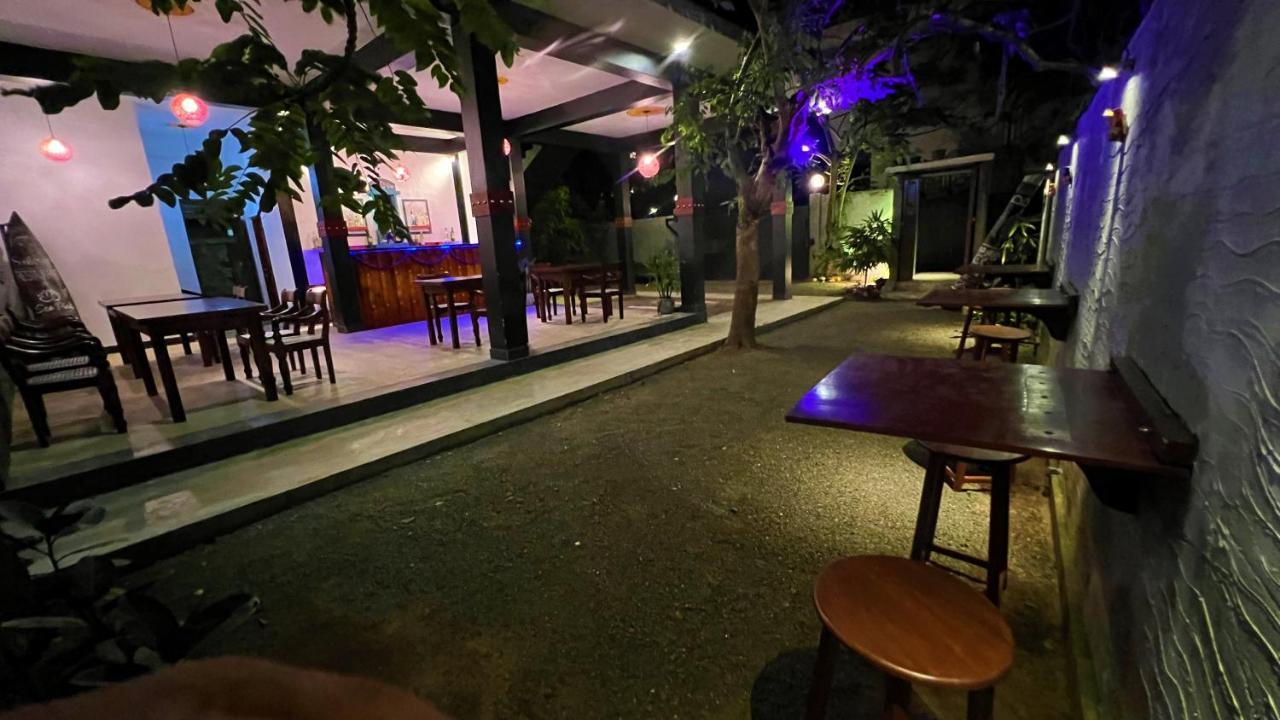 Sea Pink Residence Bentota Exterior photo