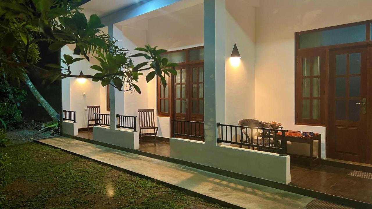 Sea Pink Residence Bentota Exterior photo